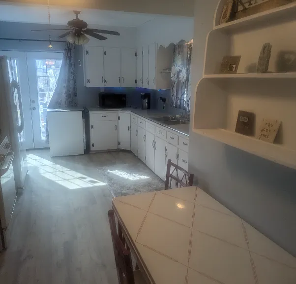 1544 Edgewood St NE — Photo 19