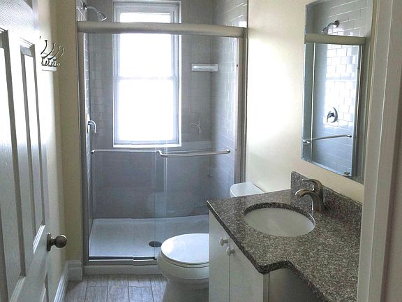 5th image of 4245 W Pine Blvd #30A