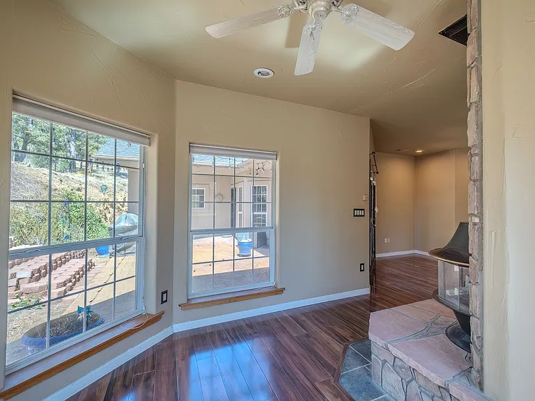 111 Coker Ln — Photo 29