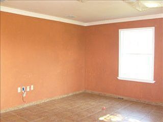 1st image of 3017 E Elizabeth St