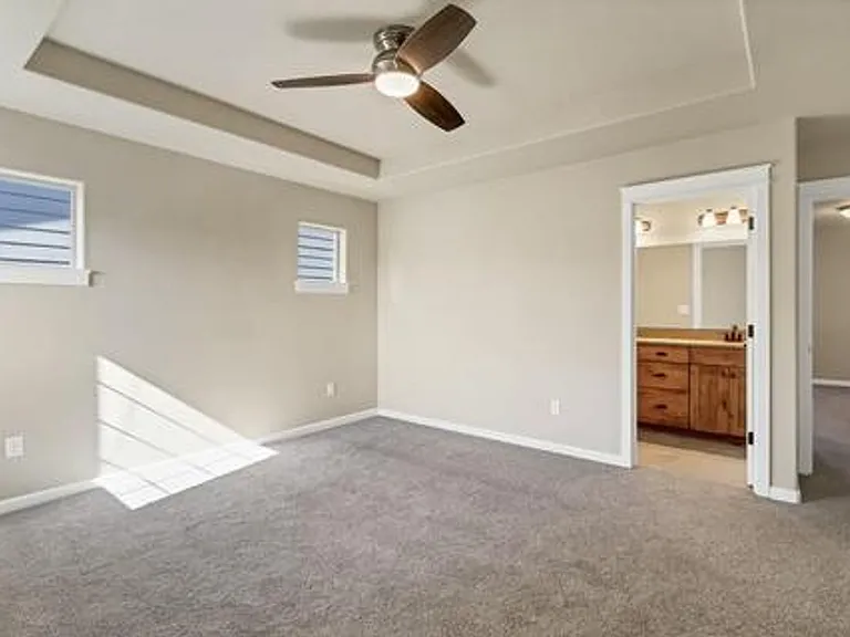 20774 NE Sierra Dr — Photo 10