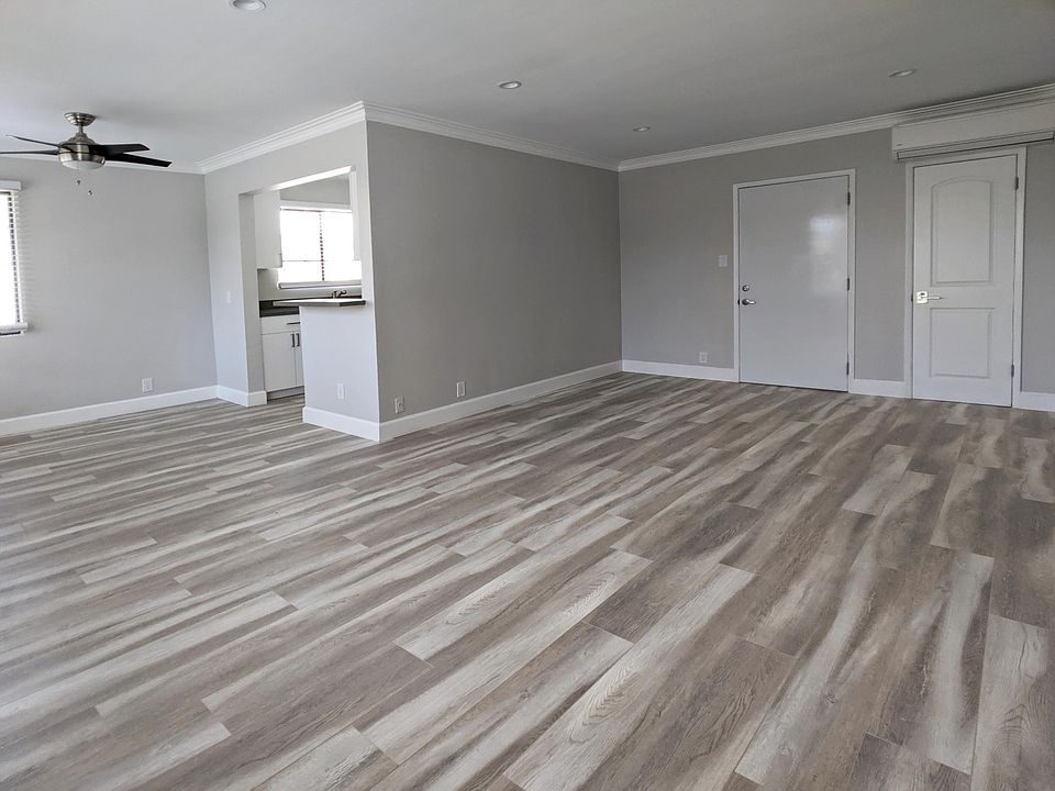 Living Area / Dining Area