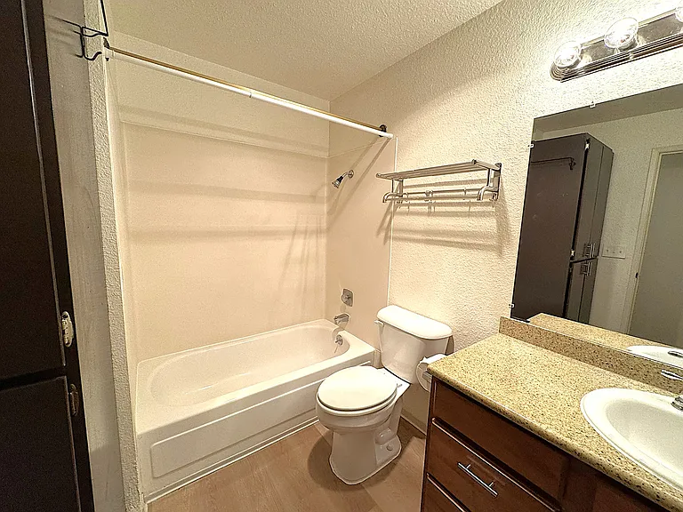 Bathroom with shower/tub combo