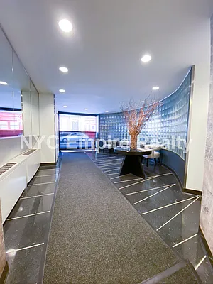 Rented by NYC Empire Realty Inc | media 27