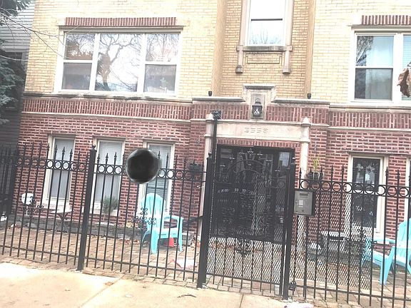 4th image of 3558 W Shakespeare Ave APT Gw