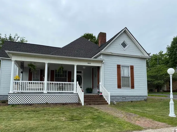 203 W 13th St, Benton, KY 42025