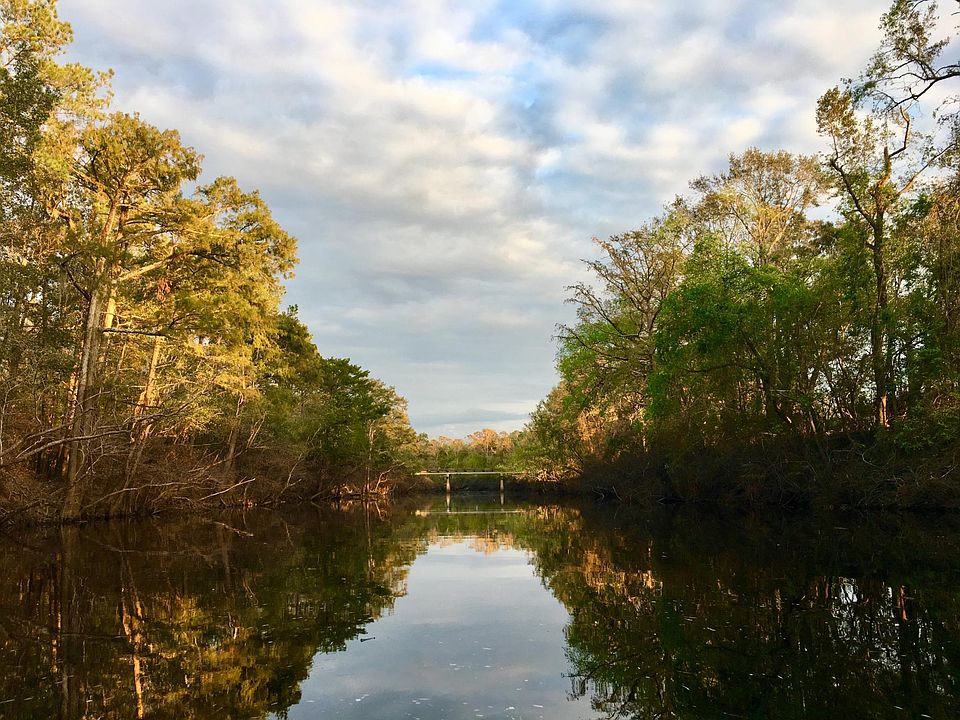River view from the dock.