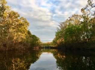 295 River Bend Dr, Burgaw, NC 28425