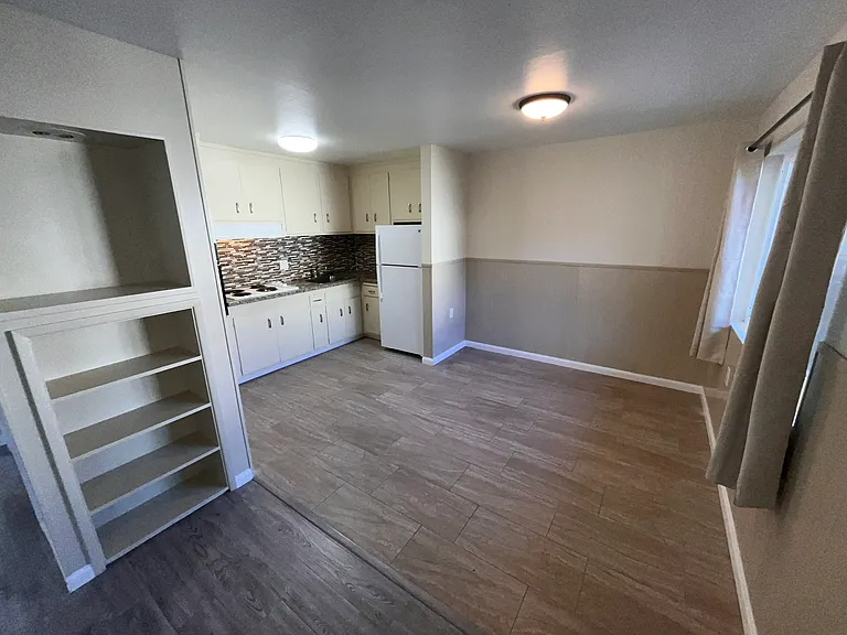 Lee Crest Apartments — Photo 4