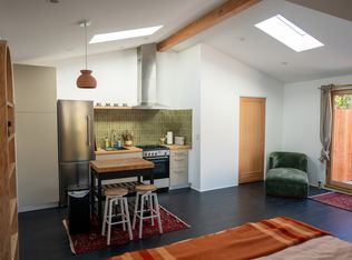 1135 Portesuello Ave, Santa Barbara, CA 93105