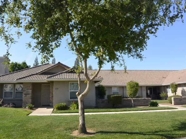 2741-2743-2745 2747, Visalia, CA 93291