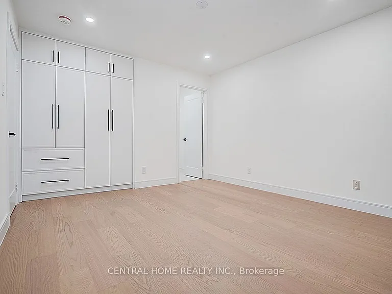 23 Bakerdale Rd — Photo 13