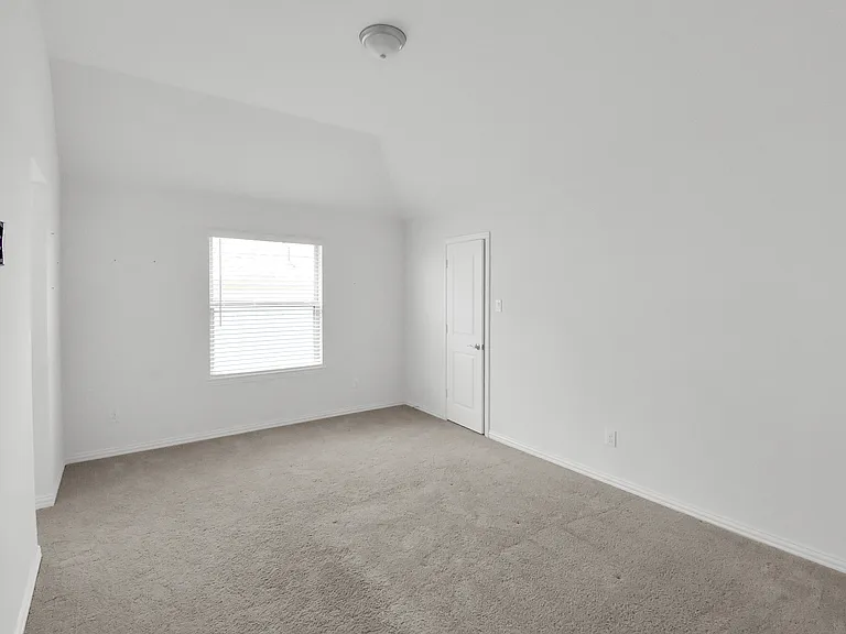 913 Peabody Dr — Photo 32