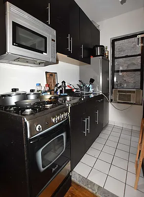 Rented by Bold New York | media 26