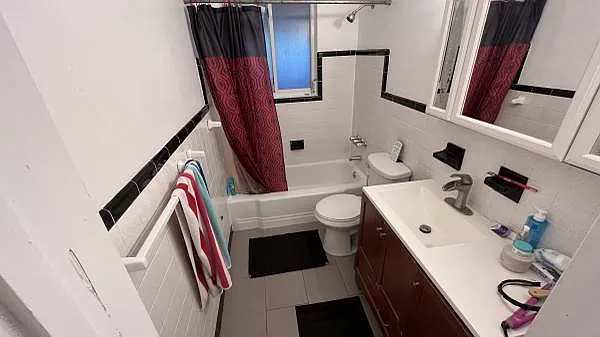 1090 Margaret Dr #2 — Photo 12
