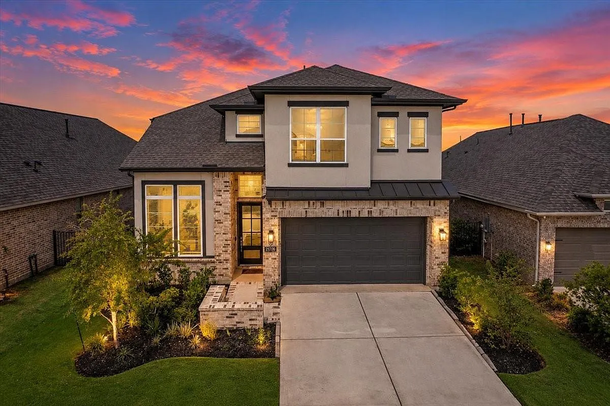 4 bed, 3.0 bath, 2689 sqft, $3,200 — Photo 1