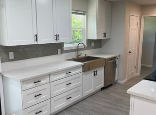 876 Rudder Rd, Jacksonville, FL 32233