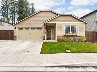 760 S 52nd St, Springfield, OR 97478