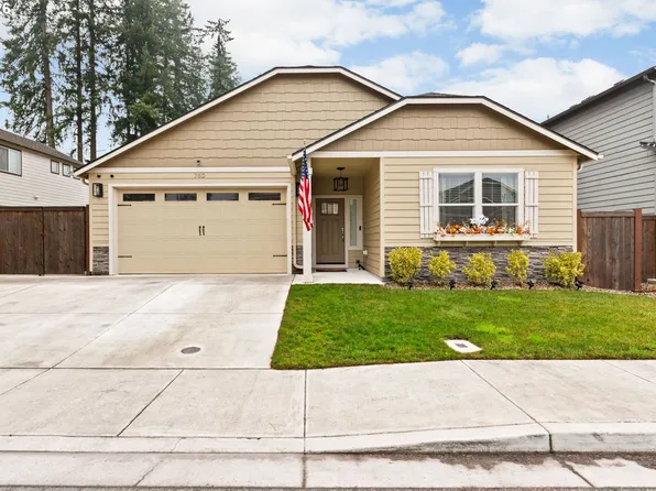 760 S 52nd St, Springfield, OR 97478