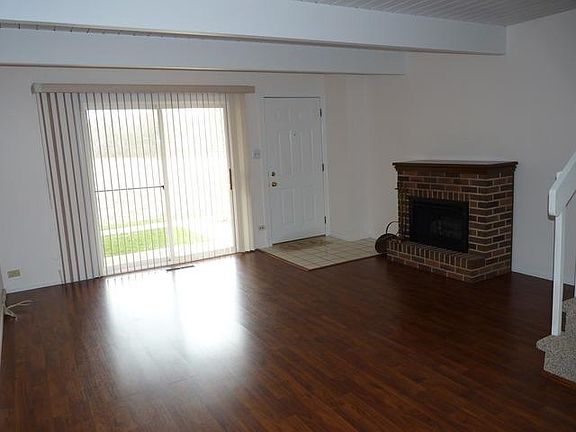 2nd image of 538 Meadow Green Ln