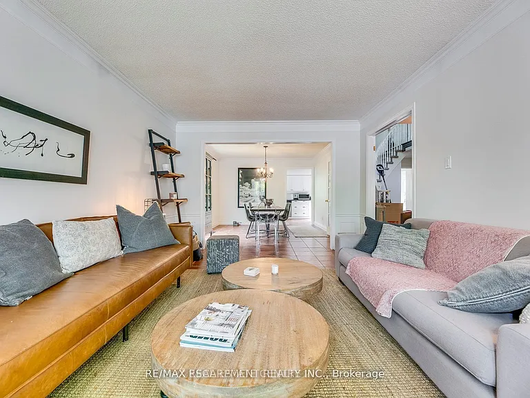 1239 White Ln — Photo 5