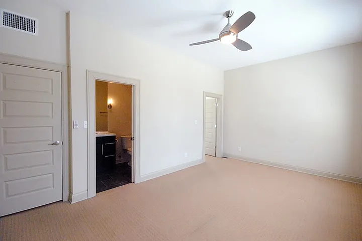 4701 McPherson — Photo 16