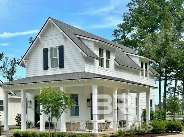 614 Lupine Dr, Fairhope, AL 36532