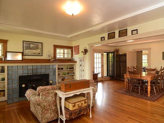 5th image of 7841 Hanna St