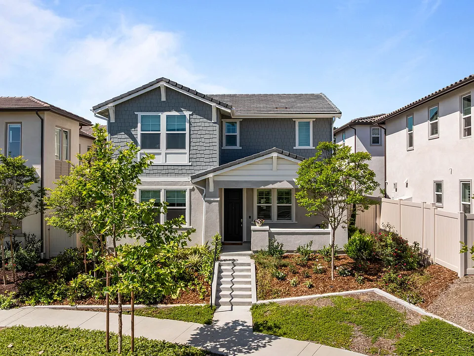 105 S Nevada Ave