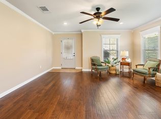 4848 Lois Dr, Zachary, LA 70791