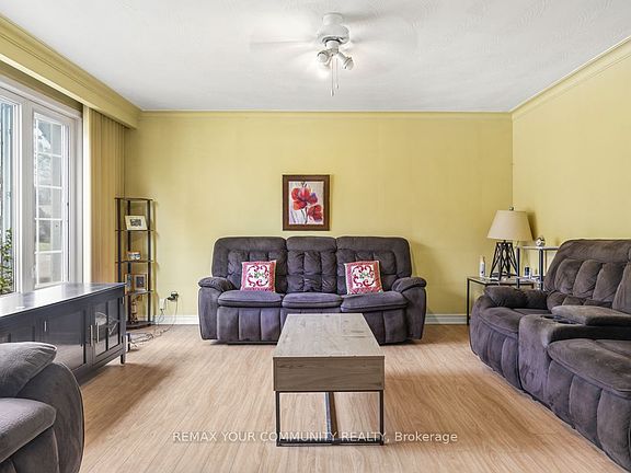 4th image of 3 Shoreview Dr