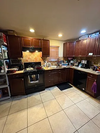 10 Wordsworth St #1