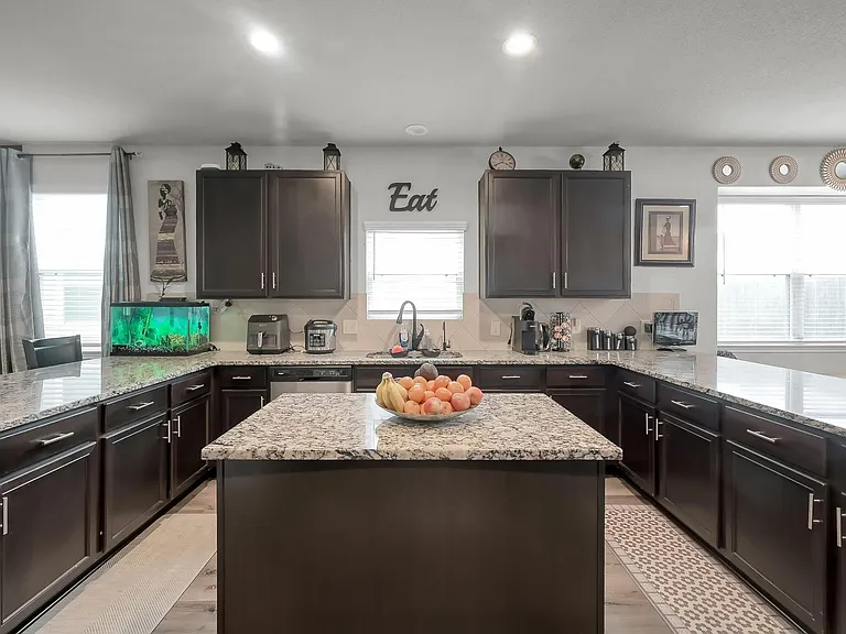 3555 Cannon Dr — Photo 13