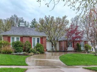 14744 Mill Spring Dr, Chesterfield, MO 63017