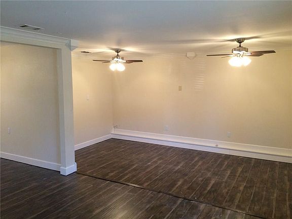 2nd image of 819 Milam Dr