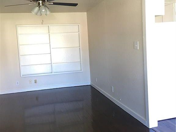 3rd image of 245 W Nacogdoches St