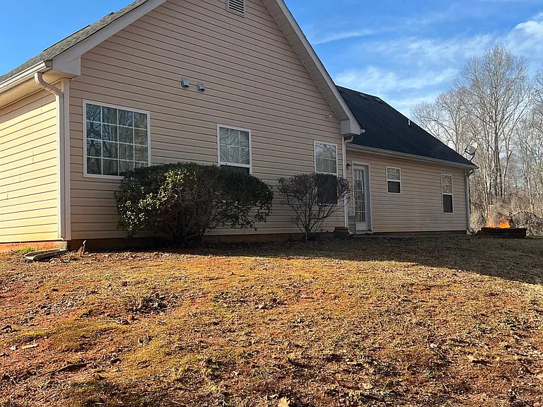 314 Fletcher Ct — Photo 3