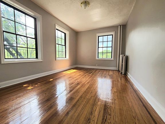 3rd image of 2700 Bronx Park E #B42