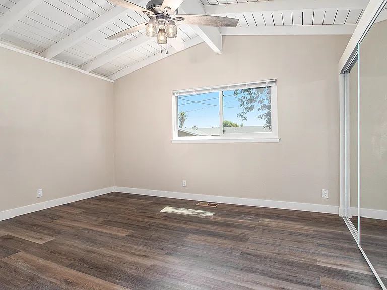 1731 Gelbke Ln — Photo 14