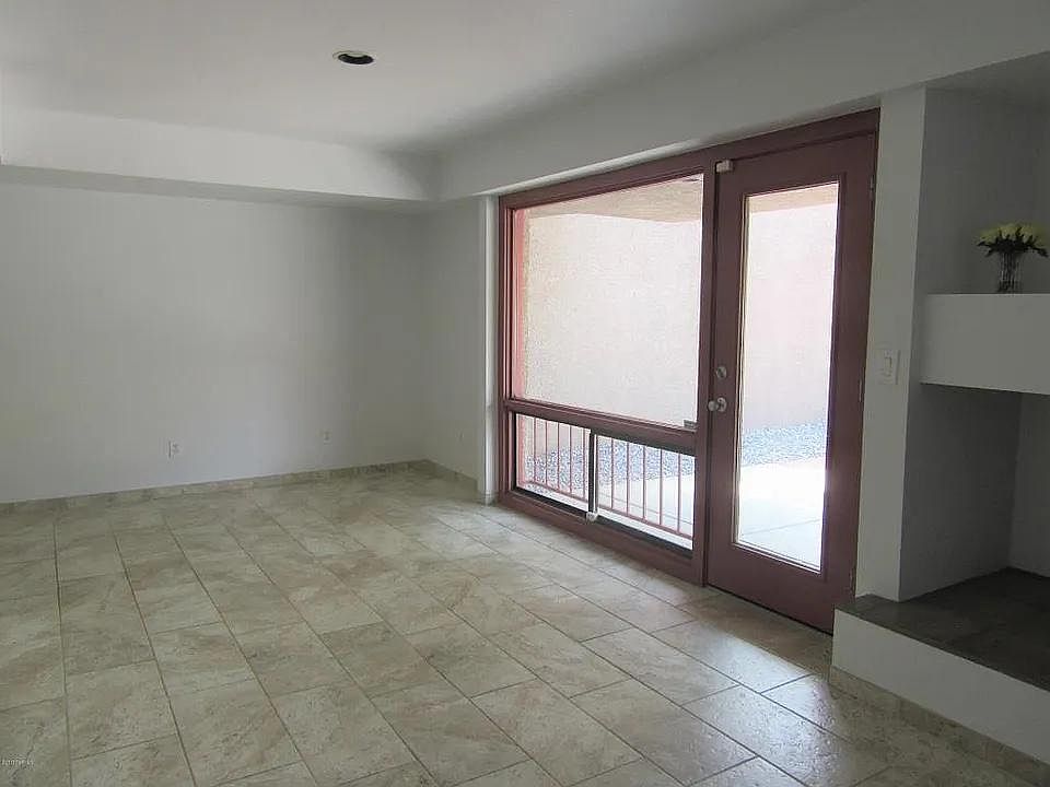 1st image of 3125 E Macenroe Ln