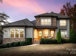 621 Chase Ct, Fort Mill, SC 29708