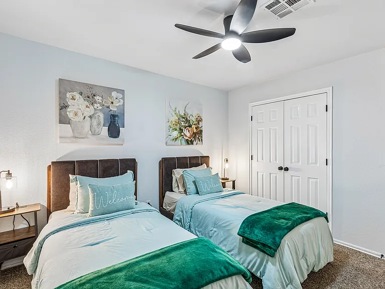 3616 Maggie Cir — Photo 32