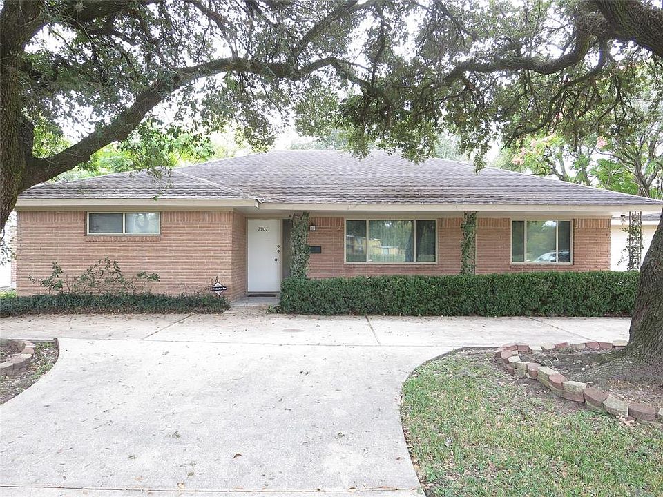 1st image of 7907 S Braeswood Blvd