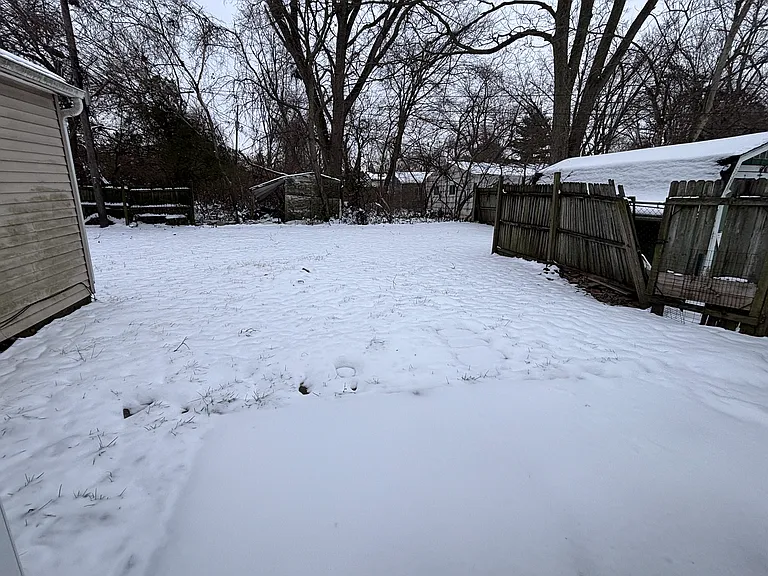 4003 Carlton Ave — Photo 27