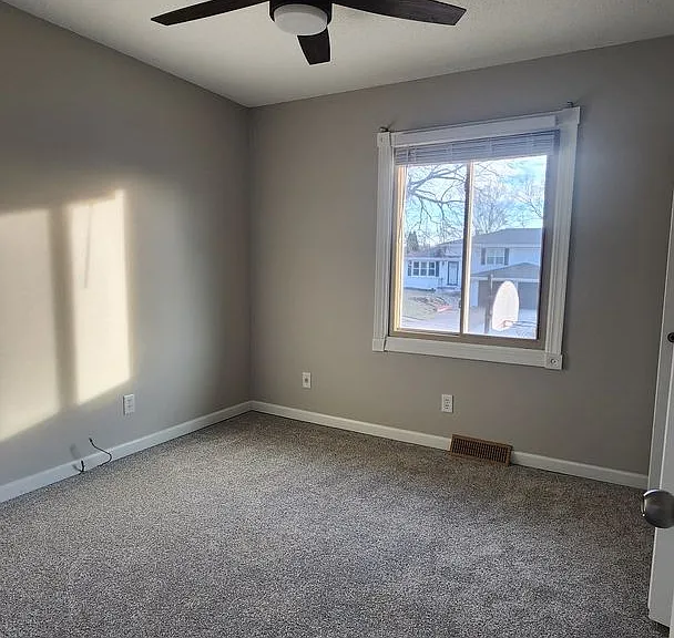 11430 Sunburst St — Photo 11
