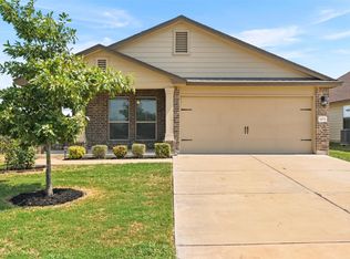 103 Reagor Dr, Taylor, TX 76574