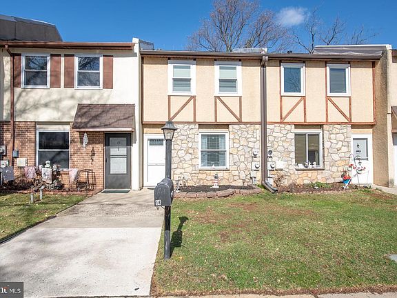 2nd image of 1000 Jacksonville Rd APT 18