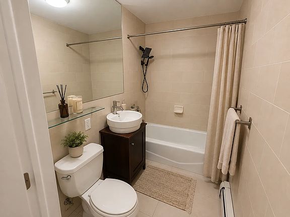 5th image of 13 Irving Pl APT 1