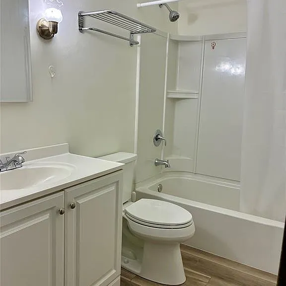124 Conway Cove Dr — Photo 13