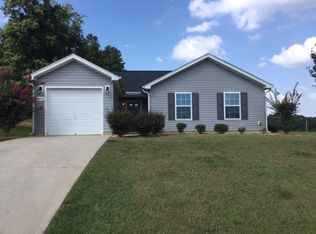 3802 Maribeau Woods Dr, Greensboro, NC 27407